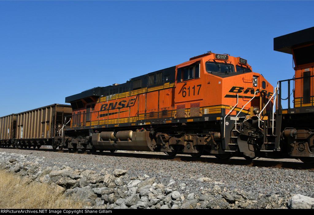 BNSF 6117 Roster shot